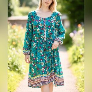 NEW SUNSHINE & RODEOS Floral Print  Dress